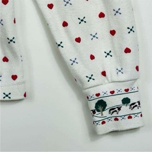 ISO in search of!!! Cute turtleneck barnyard barn farm country cows 90s 80s - Picture 2 of 5